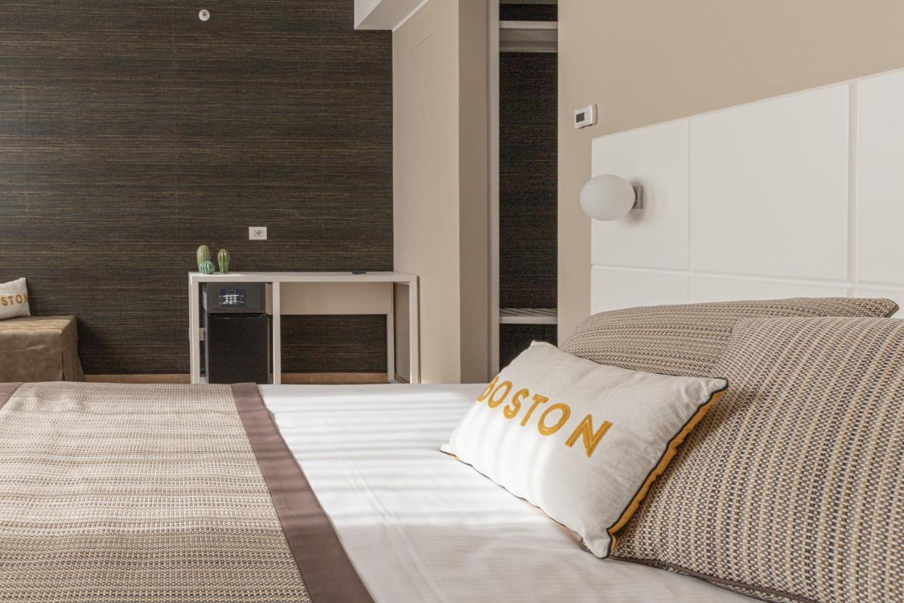 Hotel Boston Bari Esterno foto